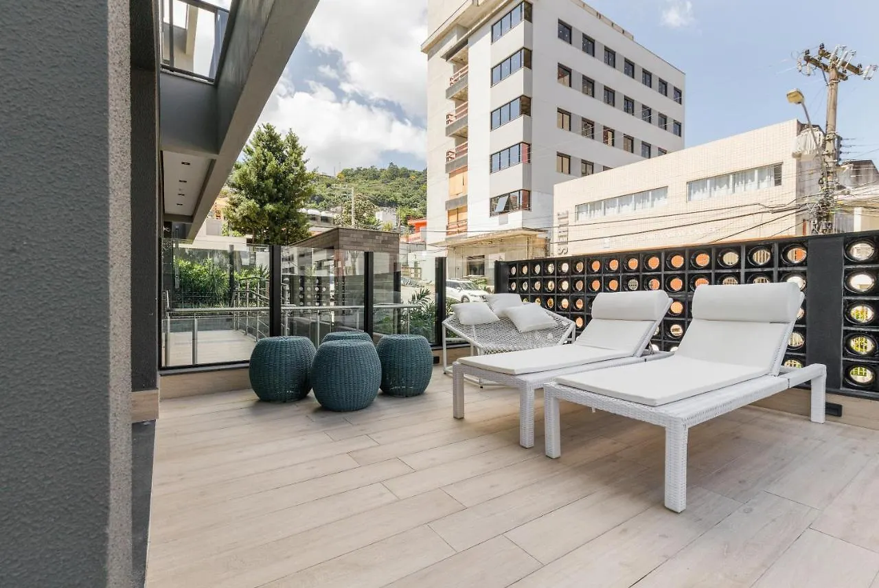 Zee Studios A 200M Da Beira-Mar Norte Florianopolis