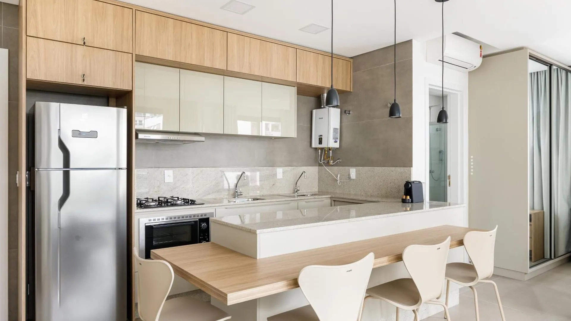Apartment Zee Studios A 200M Da Beira-Mar Norte Florianopolis