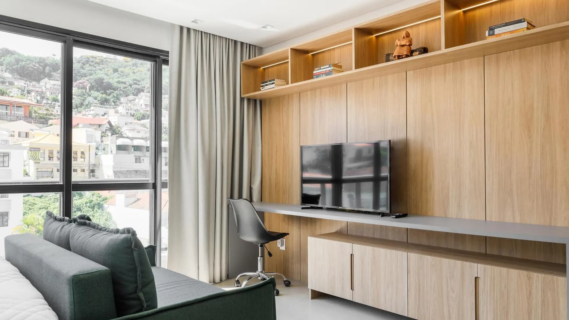 Zee Studios A 200M Da Beira-Mar Norte Florianopolis Apartment